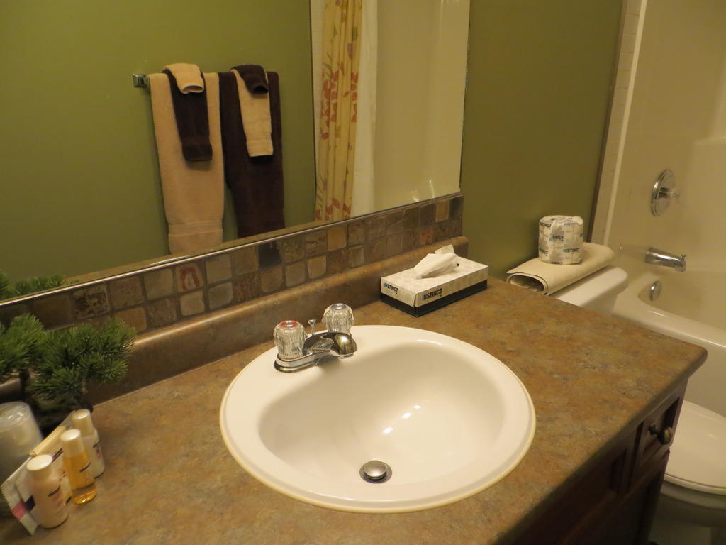 Village Creek Country Inn Westerose Bilik gambar
